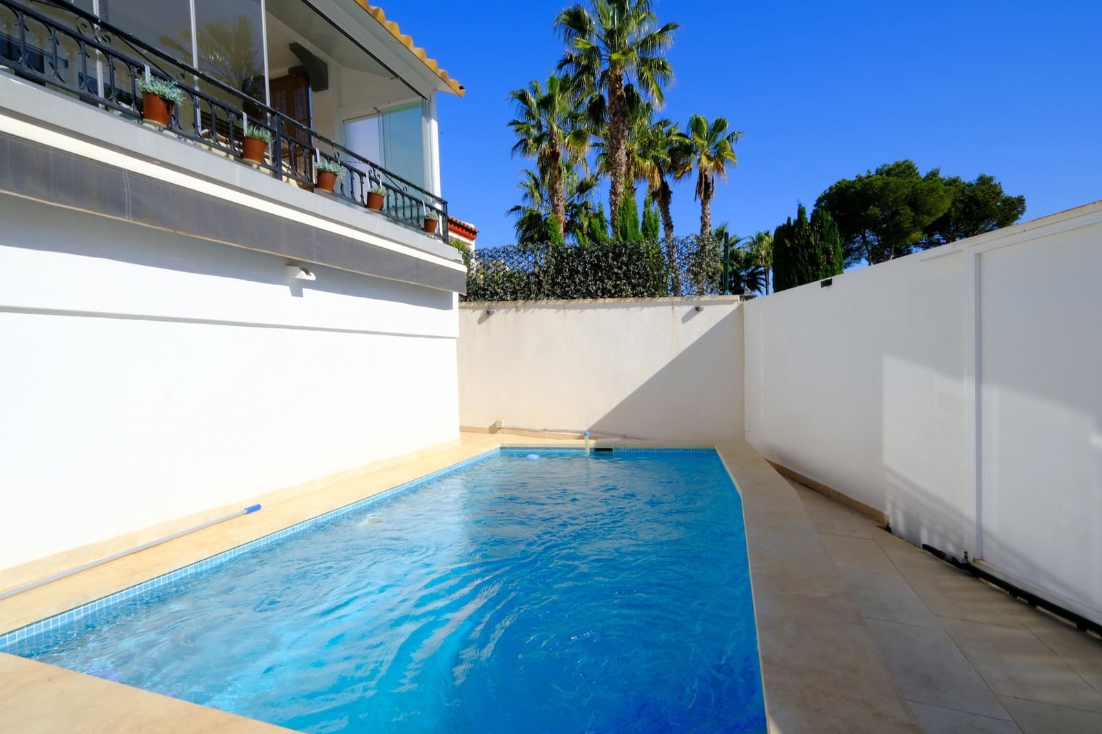 2 slaapkamer Villa te koop in Villamartin met zwembad - € 449.900 (Ref: 9304918)