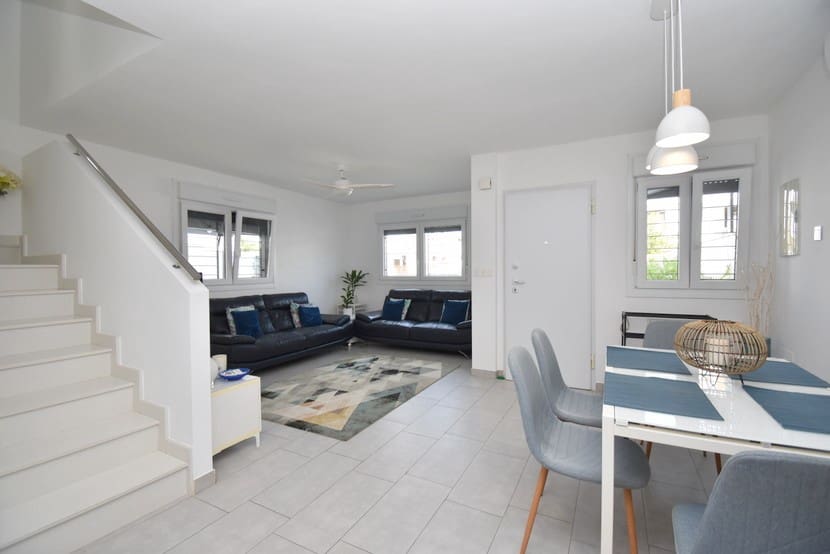 3 sovrum Hus till salu i Torre de la Horadada med pool - 425 000 € (Ref: 9304922)