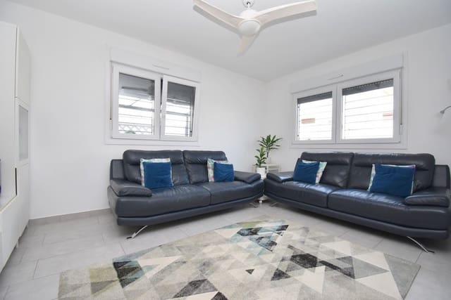 3 makuuhuone Omakotitalo myytävänä paikassa Torre de la Horadada, Pilar de la Horadada mukana uima-altaan - 425 000 € (Ref: 9304922)