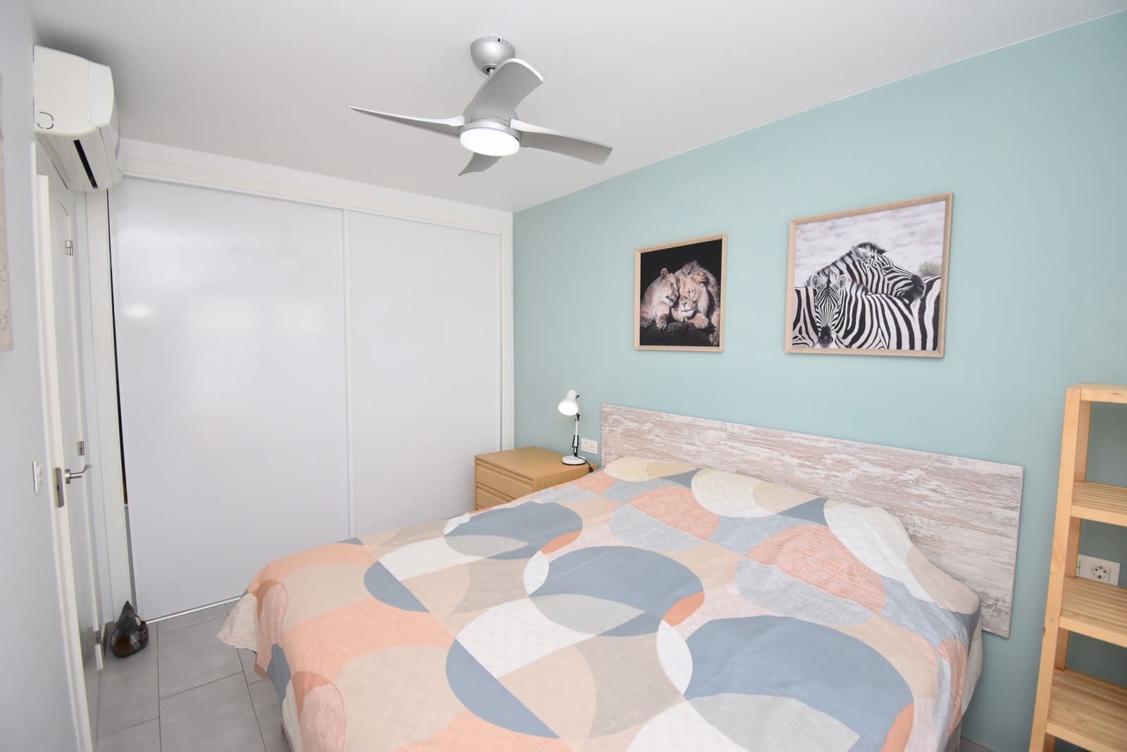 Casa de 3 habitaciones en Torre de la Horadada en venta con piscina garaje - 395.000 € (Ref: 9304922)