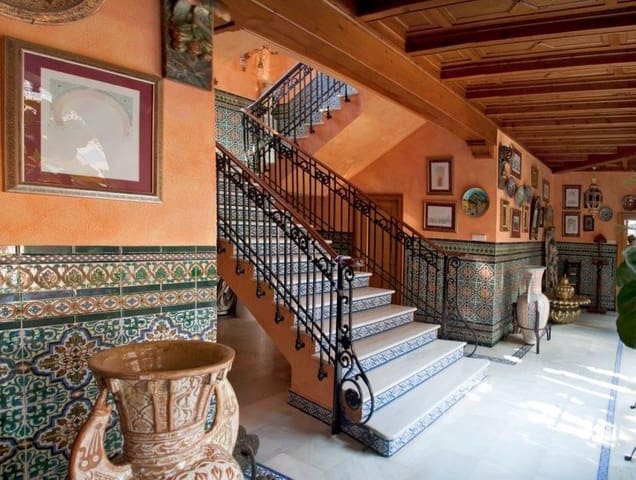 5 quarto Moradia para venda em Villamartin, Orihuela com piscina - 3 200 000 € (Ref: 9304923)