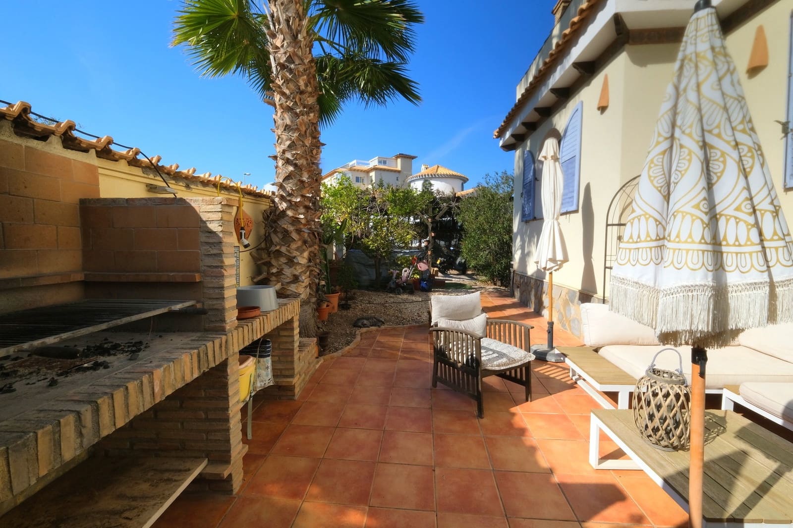 4 slaapkamer Villa te koop in La Zenia met zwembad - € 795.000 (Ref: 9304927)