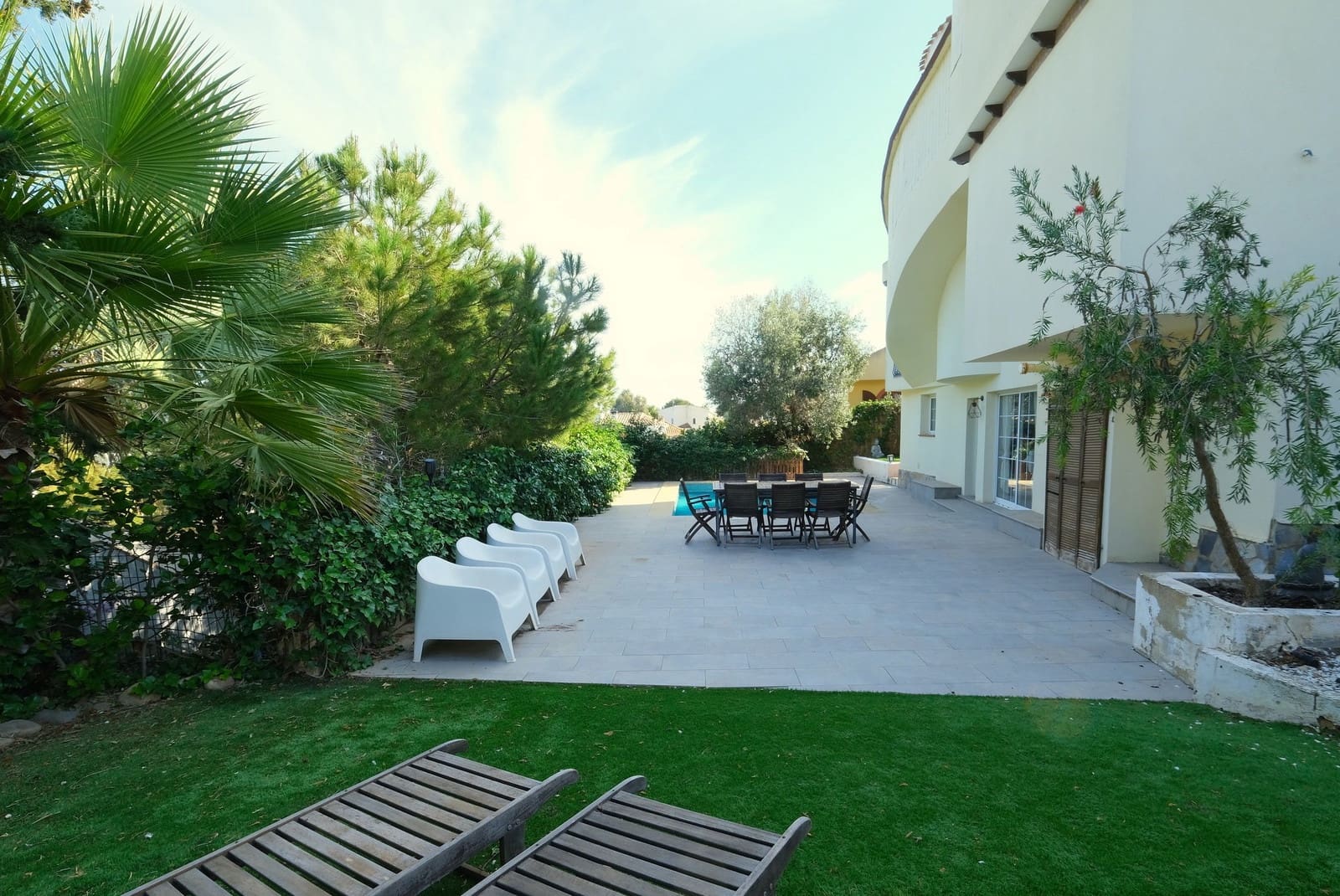 4 slaapkamer Villa te koop in La Zenia met zwembad - € 795.000 (Ref: 9304927)