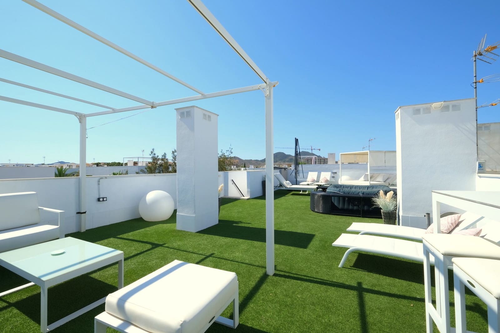 3 soveværelse Penthouse til salg i Mar de Cristal med swimmingpool - € 379.000 (Ref: 9304928)