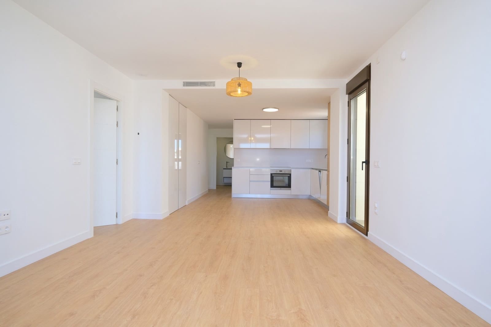 Ático de 2 habitaciones en Villamartin en venta con piscina - 339.900 € (Ref: 9304930)