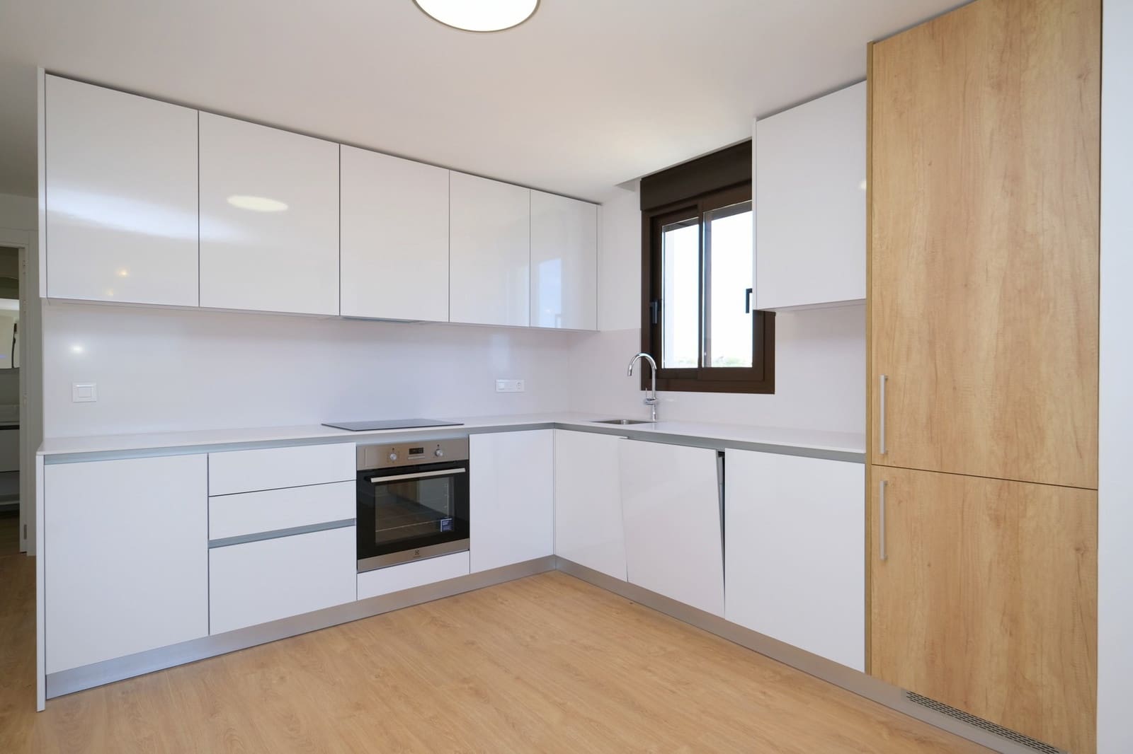 Ático de 2 habitaciones en Villamartin en venta con piscina - 339.900 € (Ref: 9304930)