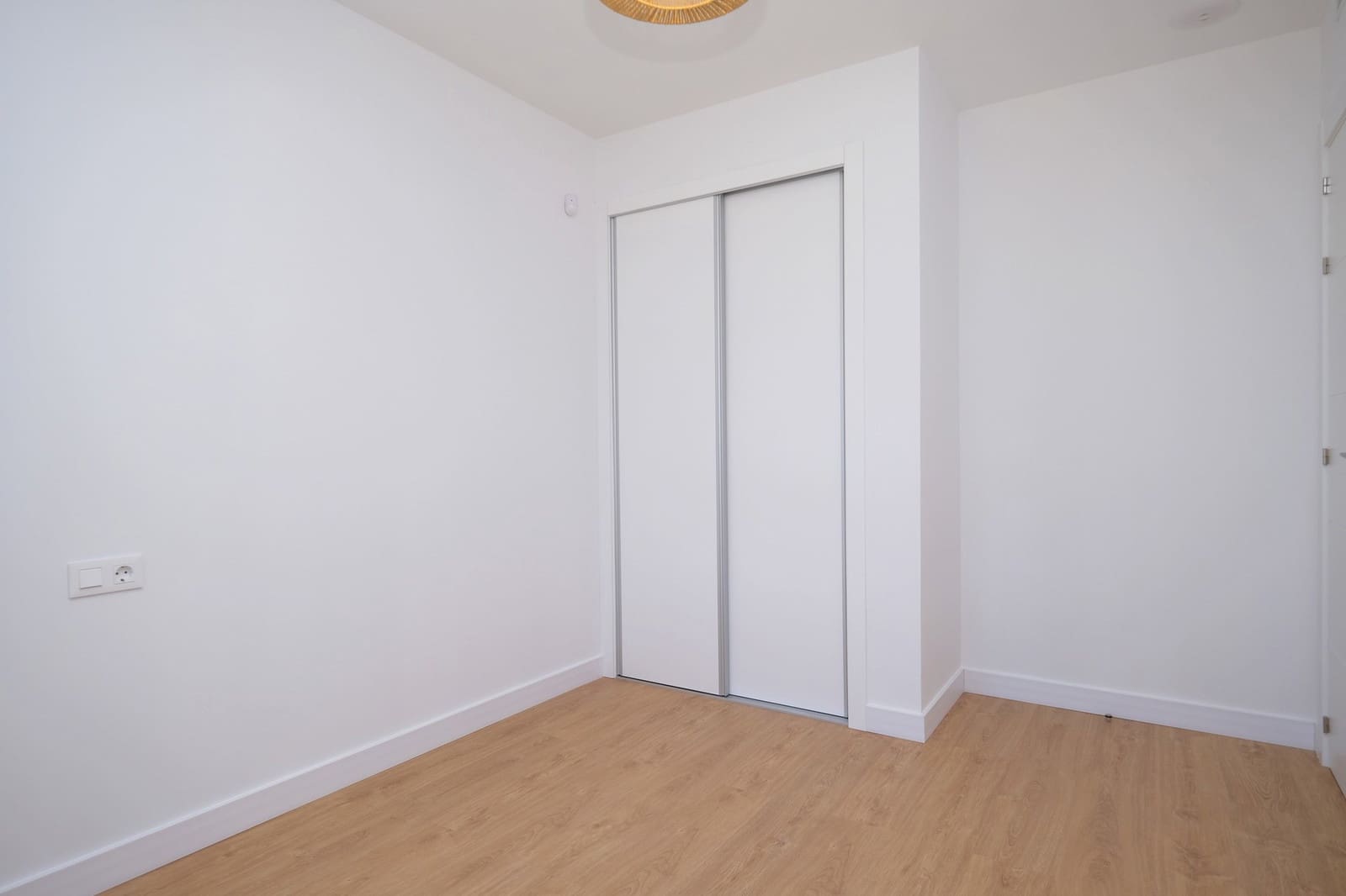 Ático de 2 habitaciones en Villamartin en venta con piscina - 339.900 € (Ref: 9304930)