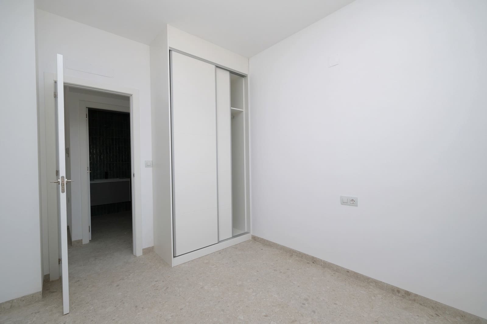 3 Zimmer Apartment zu verkaufen in San Miguel de Salinas mit Pool - 335.000 € (Ref: 9304931)