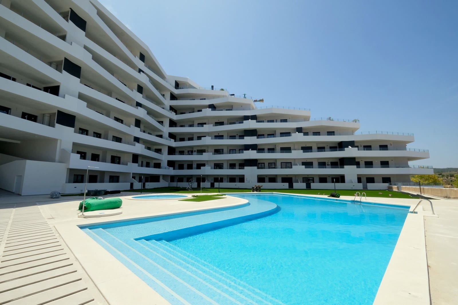 3 Zimmer Apartment zu verkaufen in San Miguel de Salinas mit Pool - 335.000 € (Ref: 9304931)