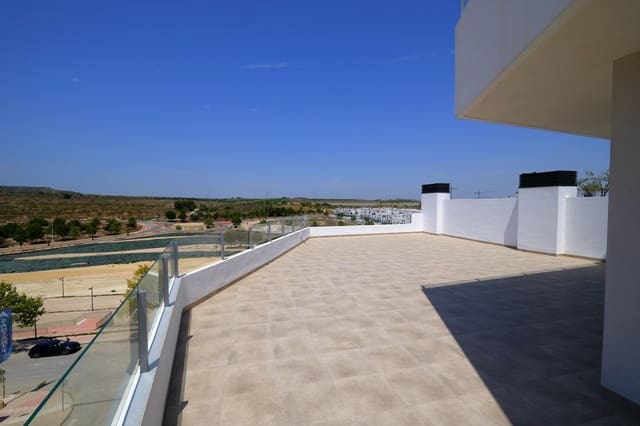 3 Zimmer Apartment zu verkaufen in San Miguel de Salinas mit Pool - 335.000 € (Ref: 9304931)