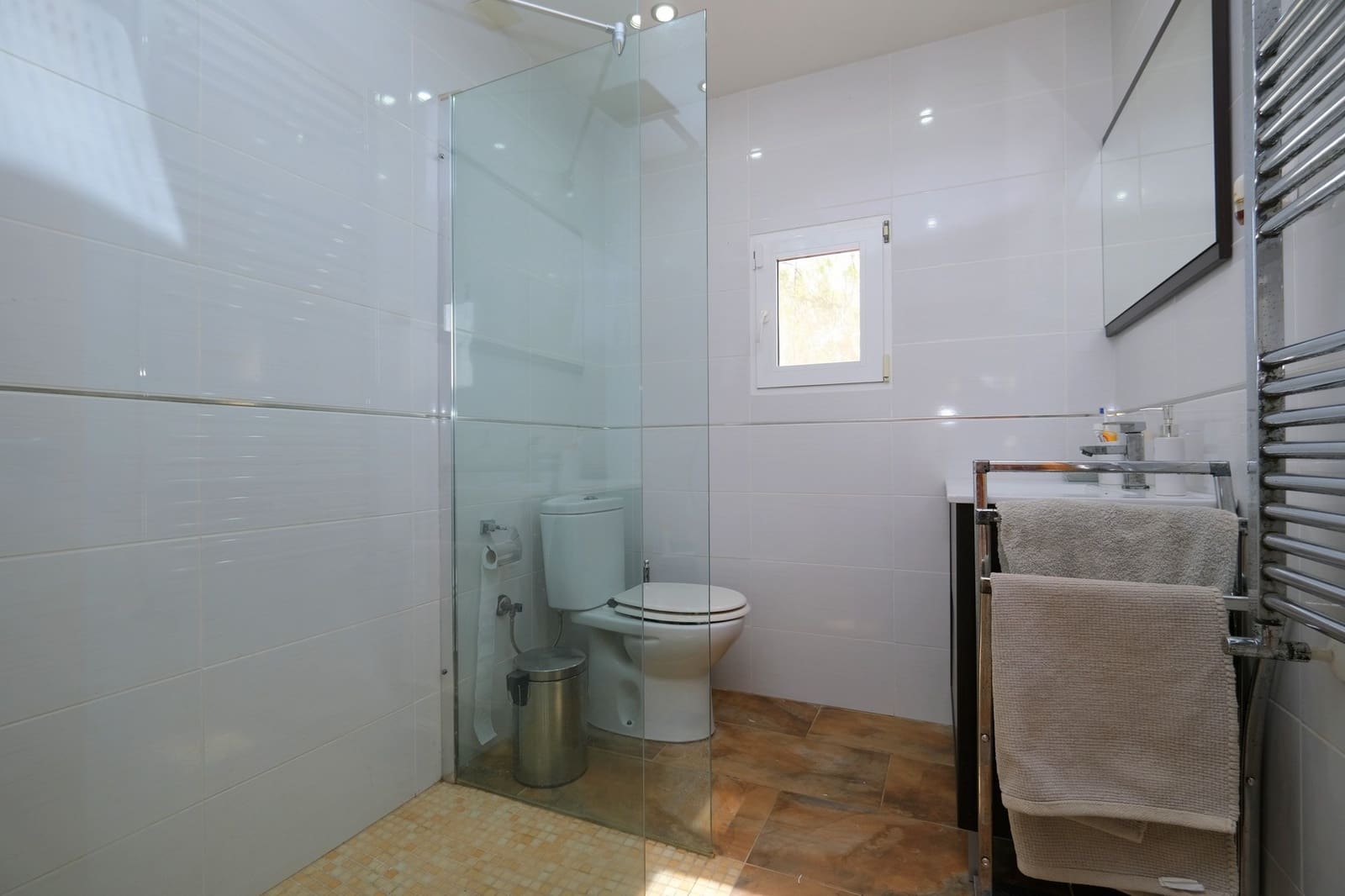 4 makuuhuone Huvila myytävänä paikassa Canada de San Pedro mukana uima-altaan 
autotalli - 265 000 € (Ref: 9304937)