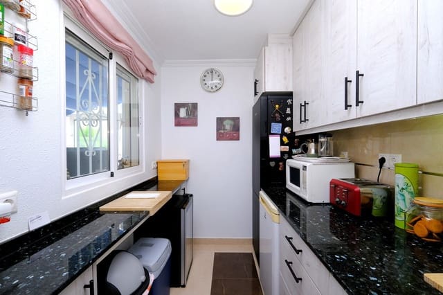 2 slaapkamer Huis te koop in Playa Flamenca, Orihuela - € 199.995 (Ref: 9304939)