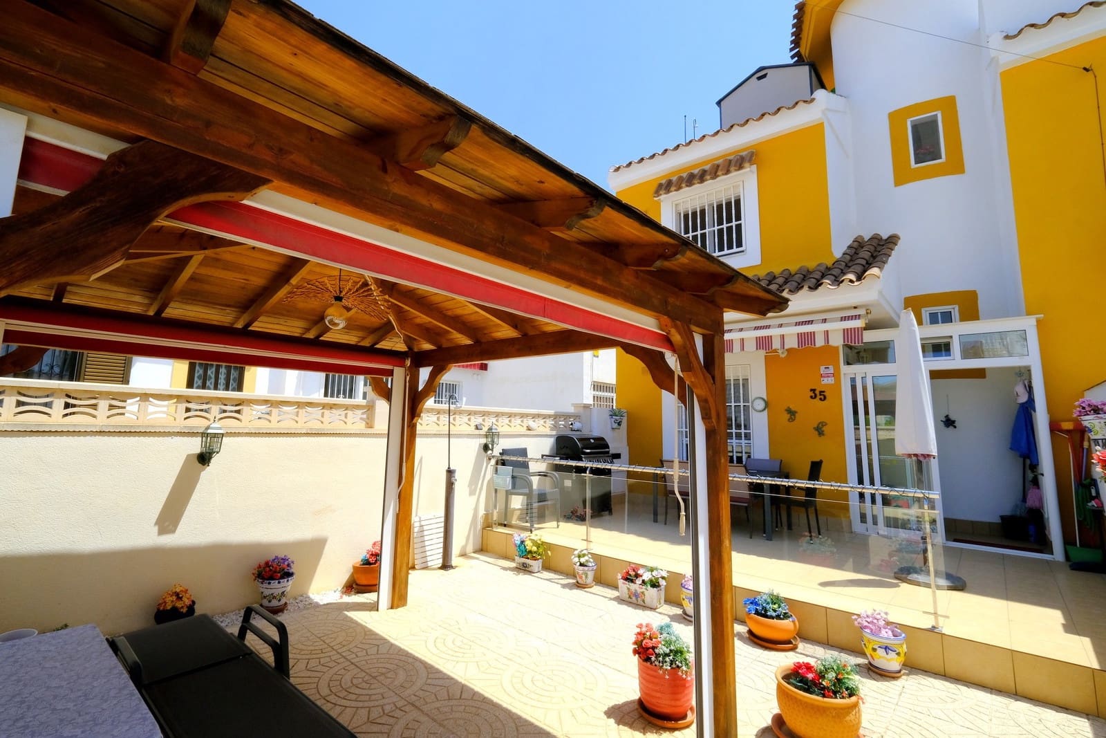 2 slaapkamer Huis te koop in Playa Flamenca - € 199.995 (Ref: 9304939)