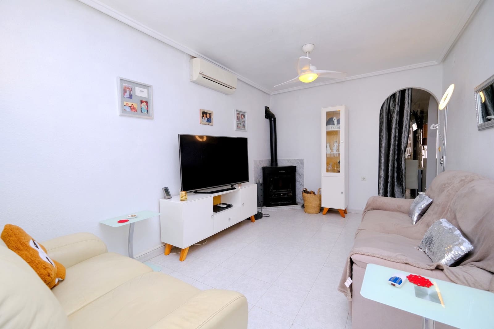 Chalet de 3 habitaciones en San Miguel de Salinas en venta - 198.500 € (Ref: 9304943)