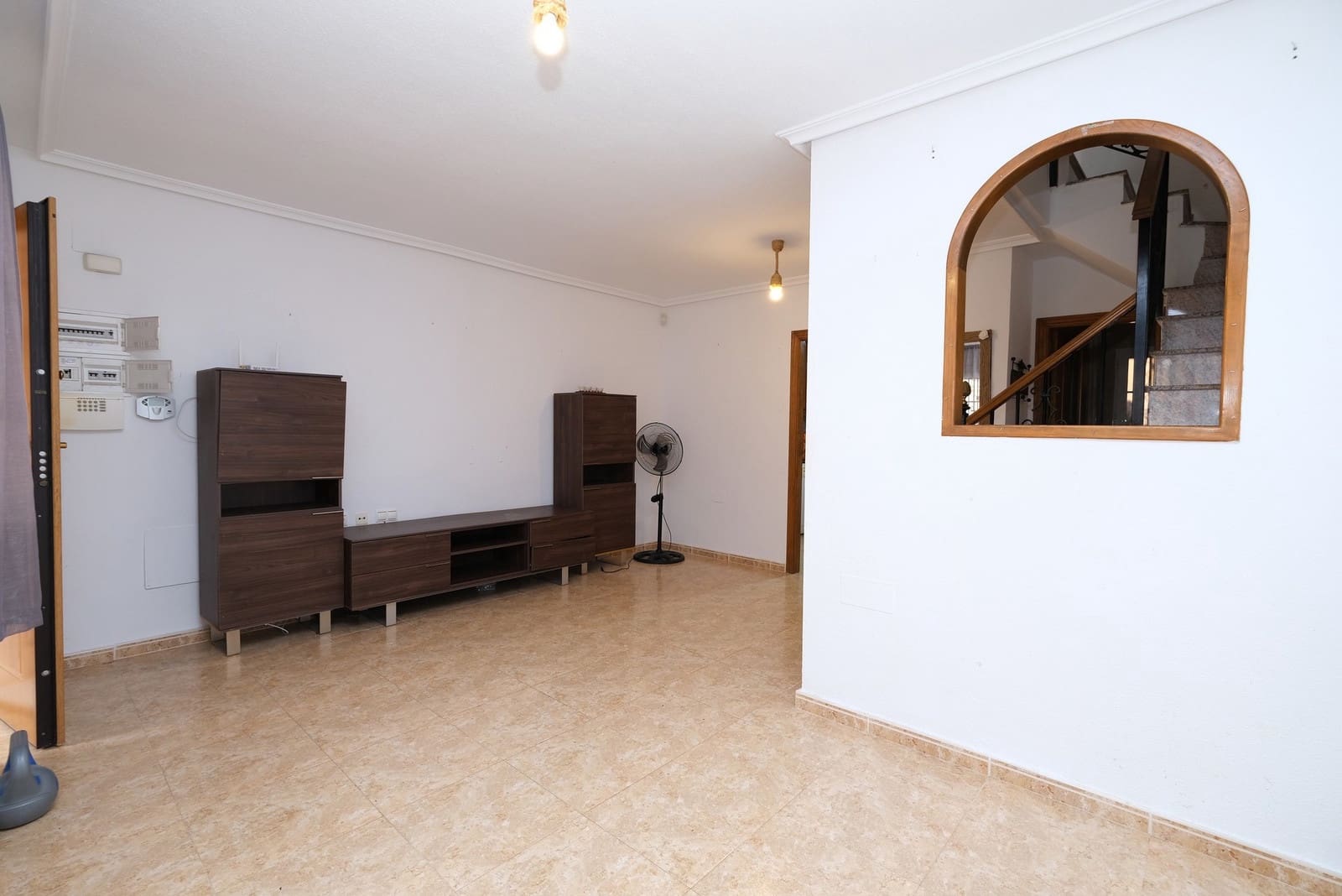 3 sypialnia Dom na sprzedaż w Villamartin z basenem - 164 900 € (Ref: 9304945)