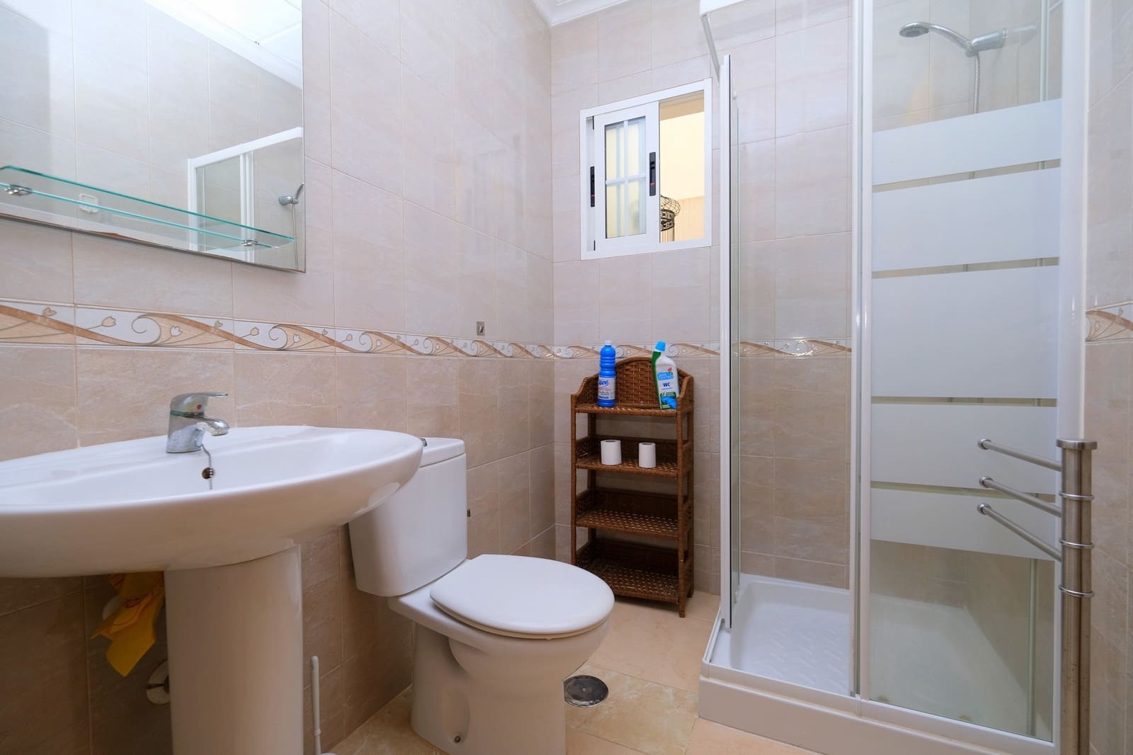 Apartamento de 2 habitaciones en San Miguel de Salinas en venta - 119.000 € (Ref: 9304950)