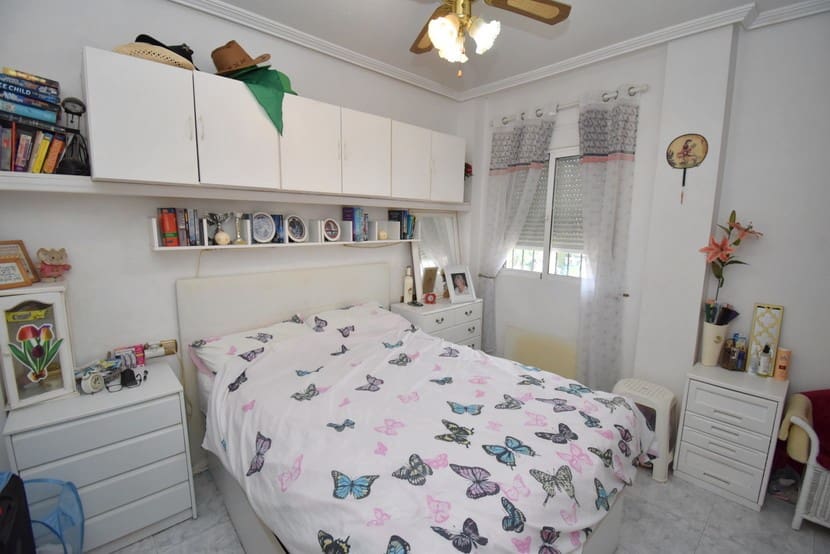 2 soverom Villa til salgs i La Zenia med svømmebasseng - € 299 995 (Ref: 9304959)