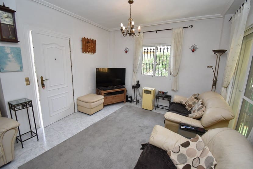 2 soverom Villa til salgs i La Zenia med svømmebasseng - € 299 995 (Ref: 9304959)