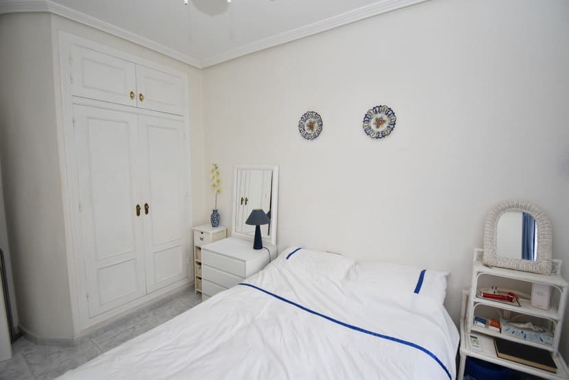 2 soverom Villa til salgs i La Zenia med svømmebasseng - € 299 995 (Ref: 9304959)