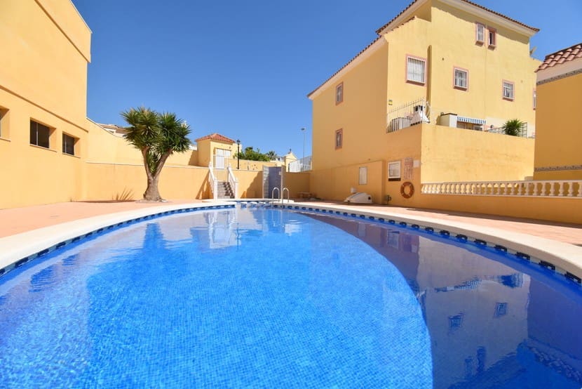 2 sypialnia Apartament na sprzedaż w Villamartin z basenem - 139 995 € (Ref: 9304961)