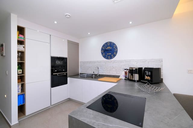 2 soveværelse Penthouse til salg i Los Balcones med swimmingpool - € 264.900 (Ref: 9304963)