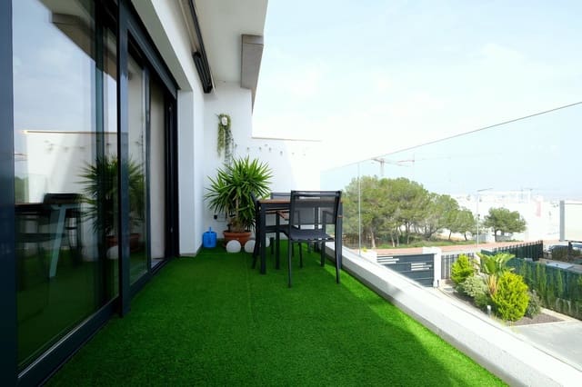 2 soveværelse Penthouse til salg i Los Balcones med swimmingpool - € 264.900 (Ref: 9304963)