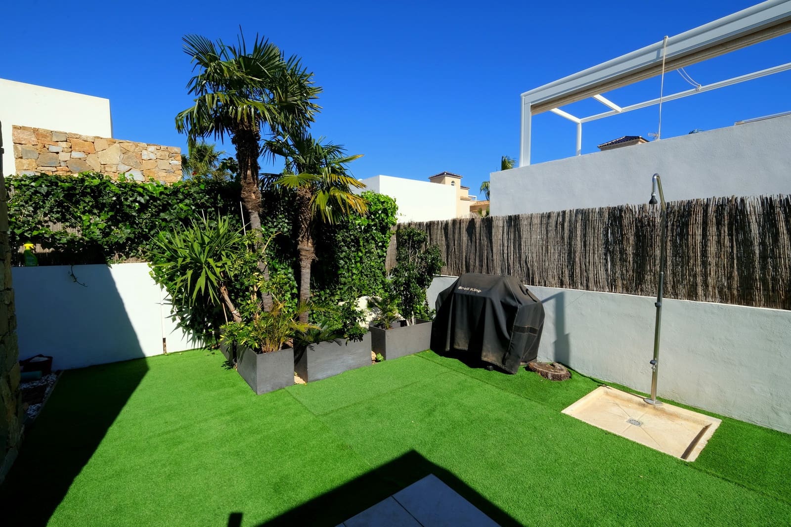 3 bedroom Villa for sale in Cabo Roig with pool - € 359,900 (Ref: 9304965)