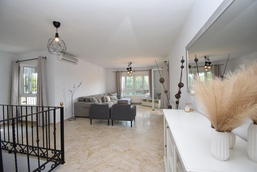 Chalet de 3 habitaciones en Las Ramblas Golf en venta con piscina - 675.000 € (Ref: 9304967)