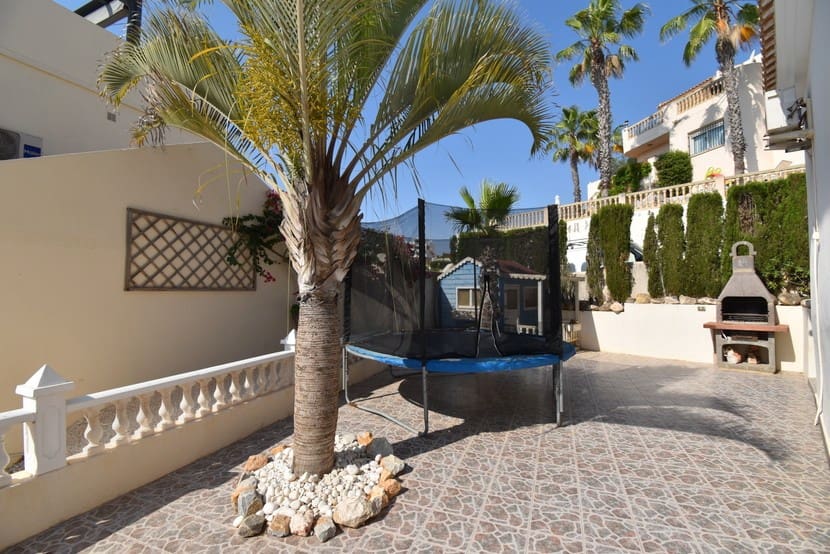 Chalet de 3 habitaciones en Las Ramblas Golf en venta con piscina - 675.000 € (Ref: 9304967)