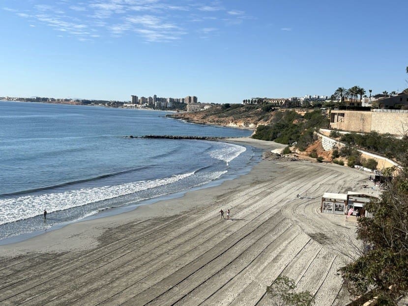 1 soveværelse Lejlighed til salg i Cabo Roig med swimmingpool - € 129.500 (Ref: 9304970)