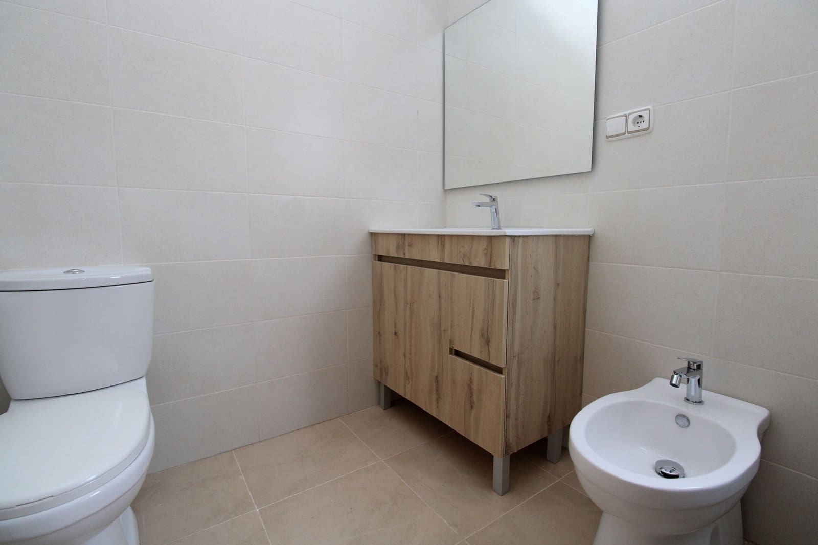 Ático de 1 habitación en Cabo Roig en venta con piscina - 144.500 € (Ref: 9304975)