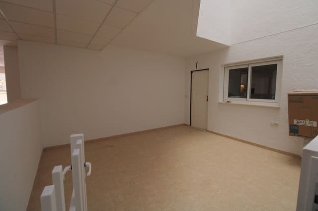 Ático de 1 habitación en Cabo Roig, Orihuela en venta con piscina - 144.500 € (Ref: 9304975)