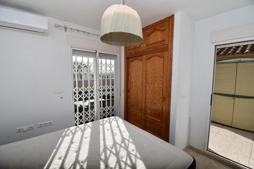 3 Zimmer Villa zu verkaufen in Villamartin - 214.999 € (Ref: 9312420)