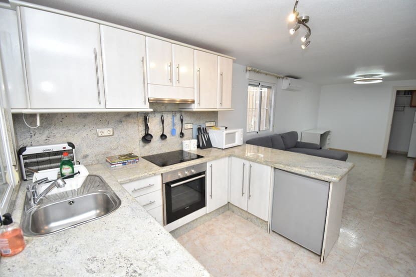 3 Zimmer Villa zu verkaufen in Villamartin - 214.999 € (Ref: 9312420)