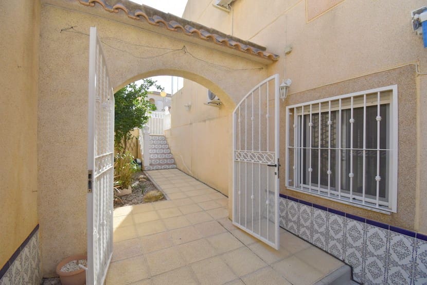 3 Zimmer Villa zu verkaufen in Villamartin - 214.999 € (Ref: 9312420)