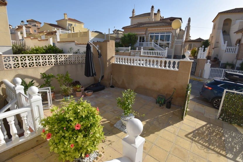 3 Zimmer Villa zu verkaufen in Villamartin - 214.999 € (Ref: 9312420)