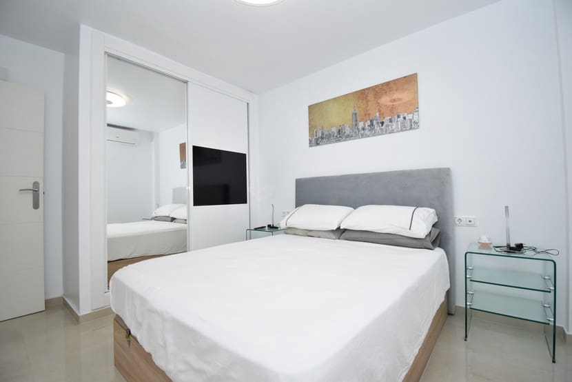 2 sovrum Lägenhet till salu i Torrevieja - 135 000 € (Ref: 9317305)