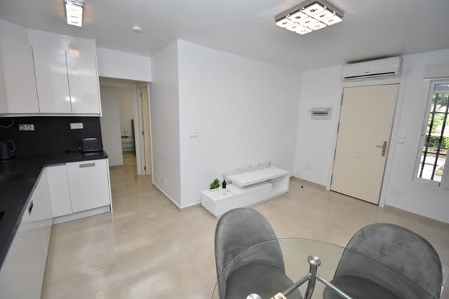 Apartamento de 2 habitaciones en La Veleta, Torrevieja en venta - 135.000 € (Ref: 9317305)