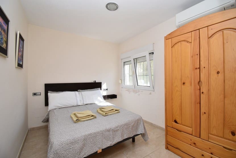 6 slaapkamer Villa te koop in La Zenia met zwembad - € 1.300.000 (Ref: 9317312)