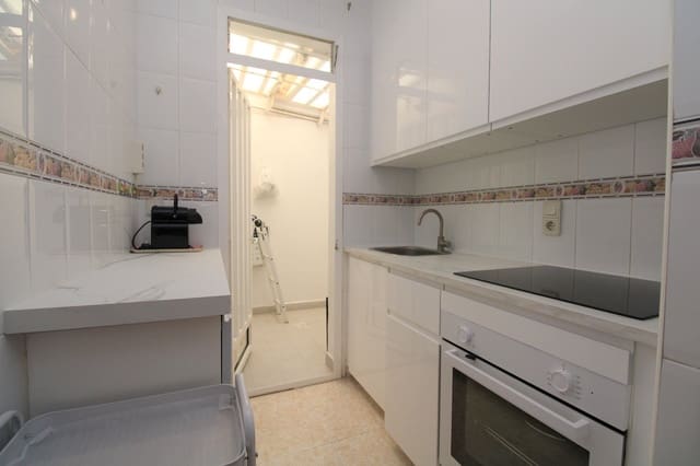 2 soverom Hus til salgs i El Chaparral - La Siesta - La Torreta, Torrevieja med svømmebasseng - € 165 000 (Ref: 9317314)