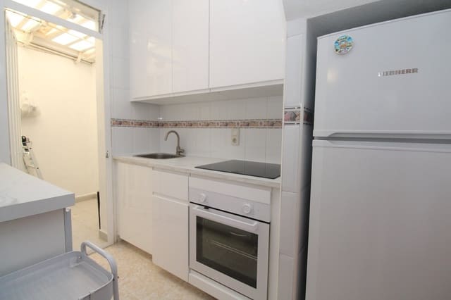 2 soverom Hus til salgs i El Chaparral - La Siesta - La Torreta, Torrevieja med svømmebasseng - € 165 000 (Ref: 9317314)