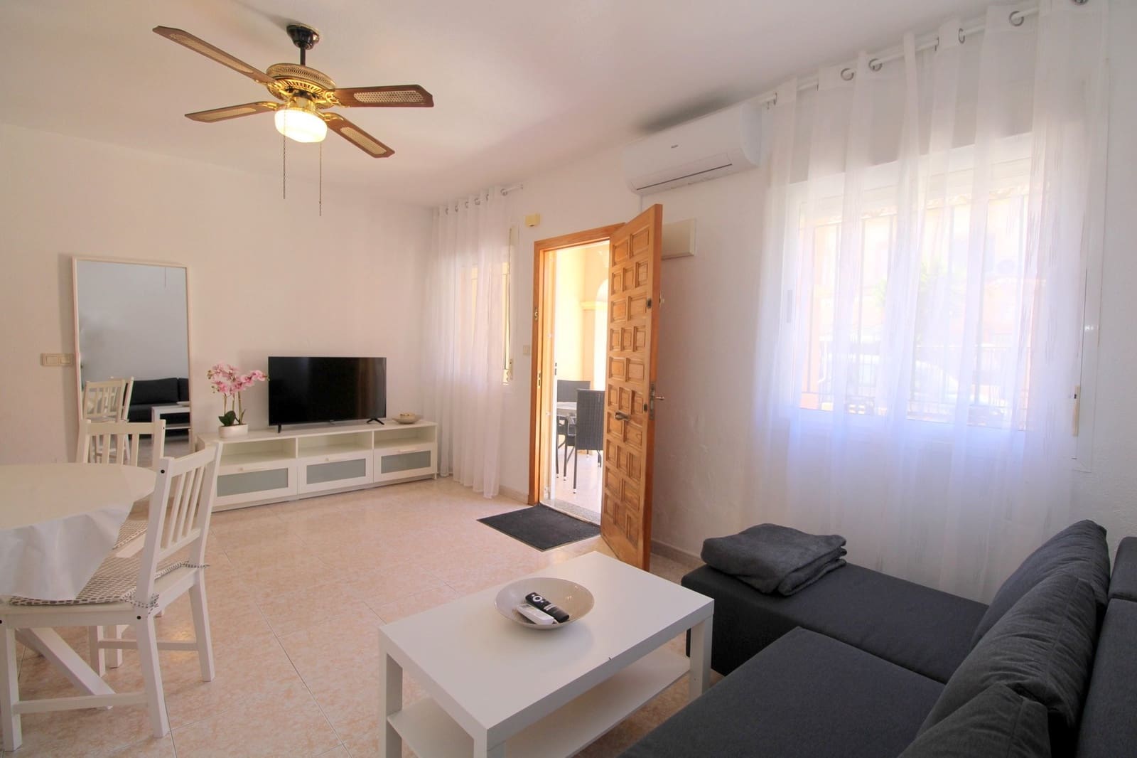 2 soverom Hus til salgs i Torrevieja med svømmebasseng - € 165 000 (Ref: 9317314)