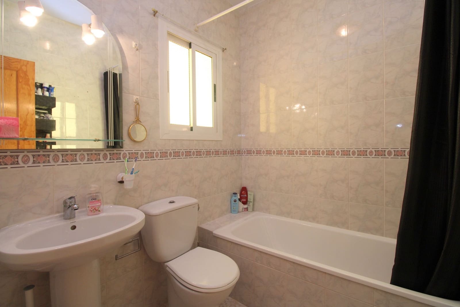 2 soverom Hus til salgs i Torrevieja med svømmebasseng - € 165 000 (Ref: 9317314)