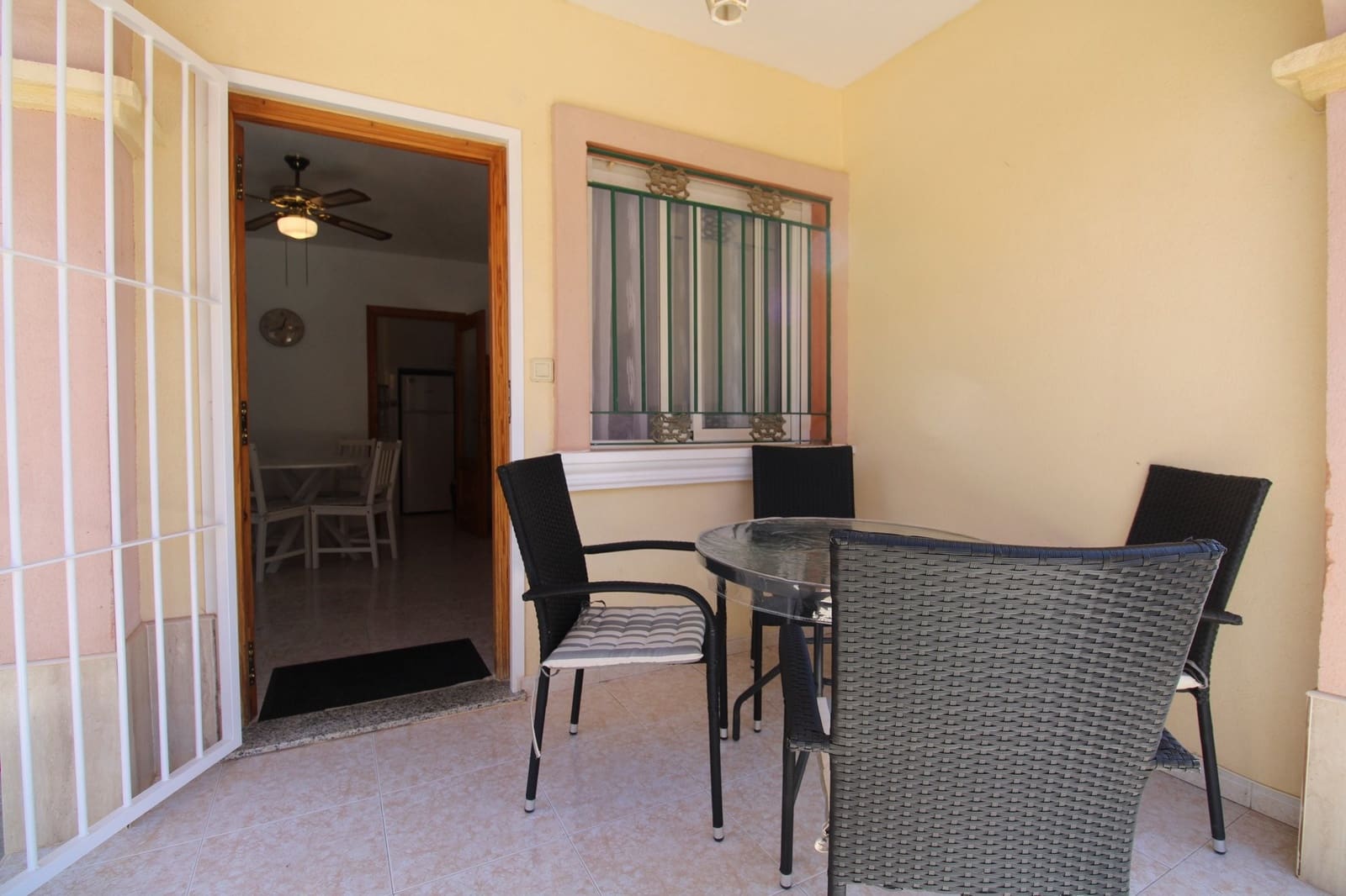 2 soverom Hus til salgs i Torrevieja med svømmebasseng - € 165 000 (Ref: 9317314)