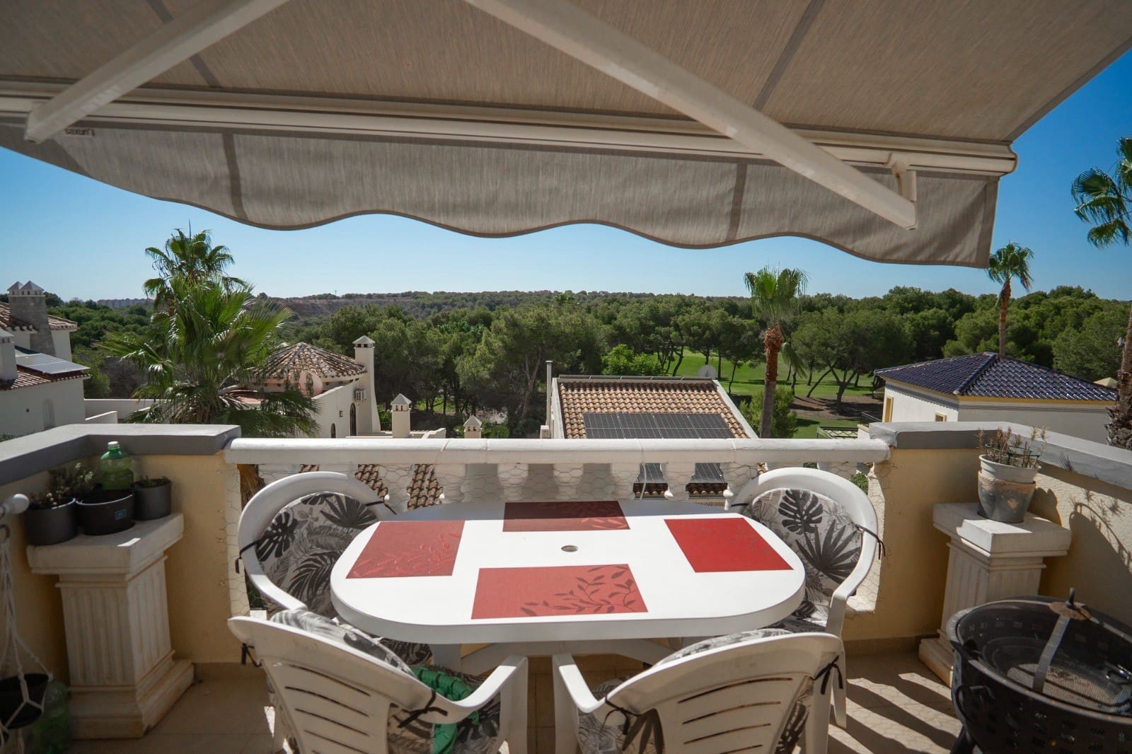 Chalet de 4 habitaciones en Las Ramblas Golf en venta con piscina - 350.000 € (Ref: 9317315)