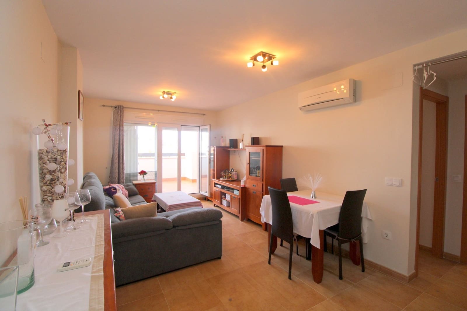 2 makuuhuone Huoneisto myytävänä paikassa Los Dolses mukana uima-altaan - 185 000 € (Ref: 9317316)