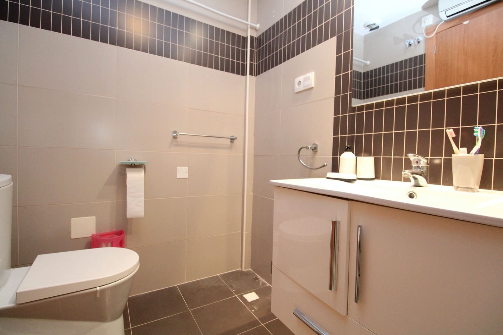 2 makuuhuone Huoneisto myytävänä paikassa Los Dolses mukana uima-altaan - 185 000 € (Ref: 9317316)