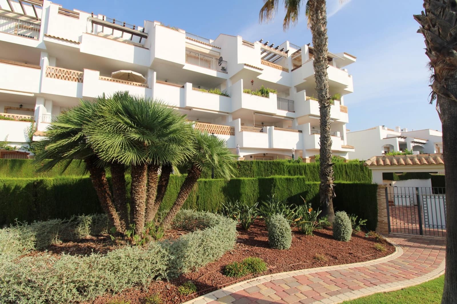 2 makuuhuone Huoneisto myytävänä paikassa Los Dolses mukana uima-altaan - 185 000 € (Ref: 9317316)