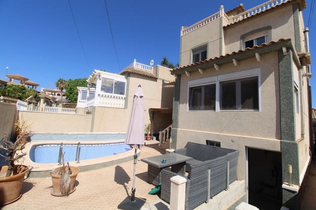 3 Zimmer Villa zu verkaufen in Villamartin, Orihuela mit Pool - 249.900 € (Ref: 9317319)