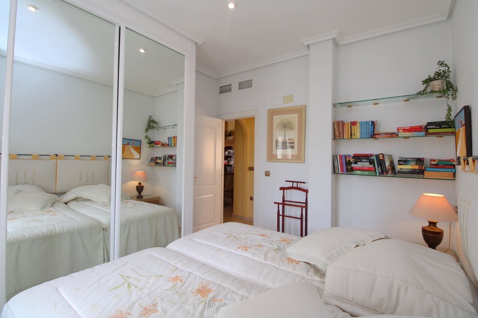 2 slaapkamer Penthouse te koop in Cabo Roig met zwembad - € 517.500 (Ref: 9317321)